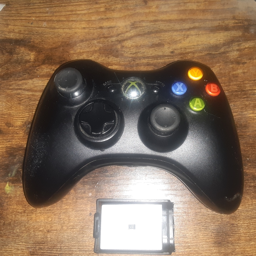 Xbox 360 remote ( Not in working condition )
